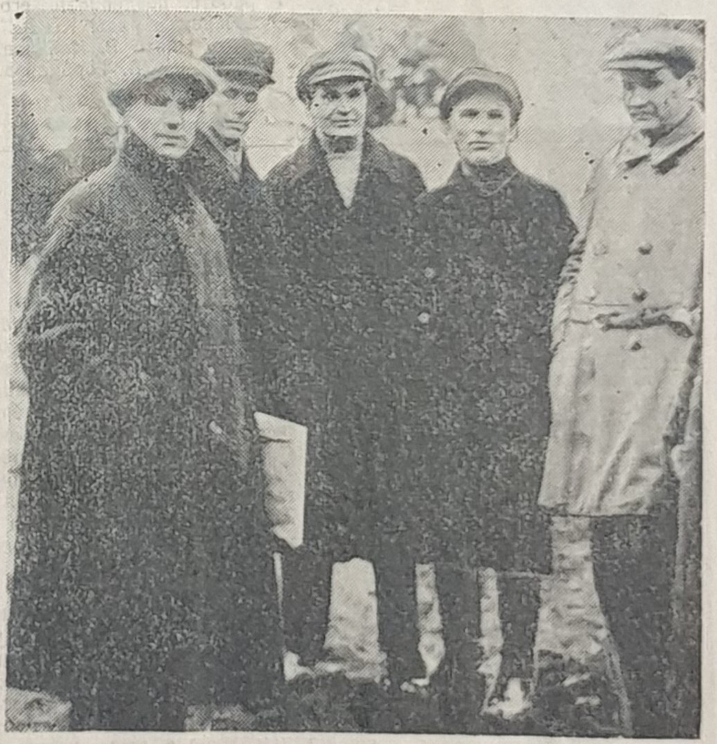 С.М. Киров (второй справа) на торжественном открытии Сясьского ЦБК